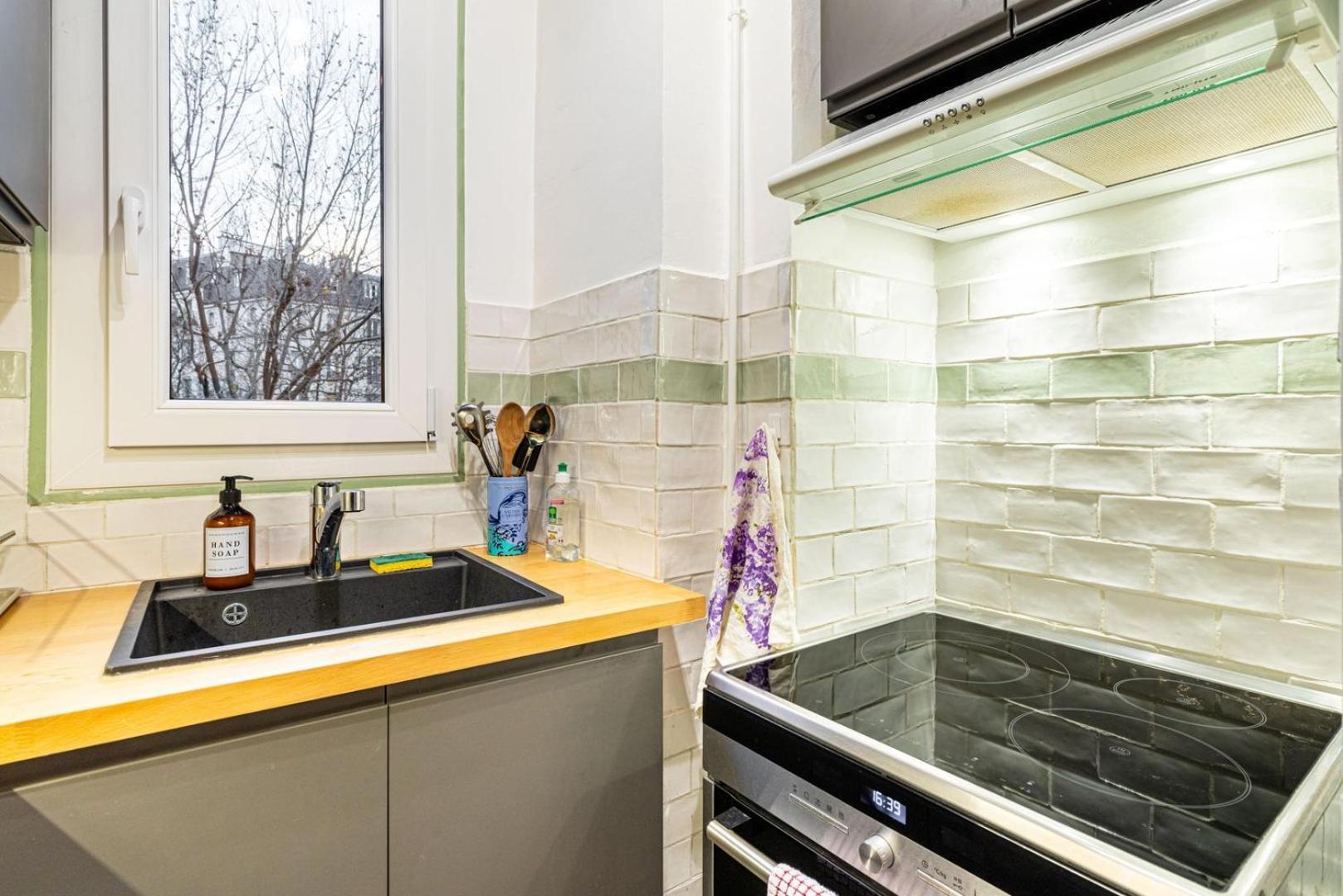 Guestready - Serene Comfort Near Sacre-coeur Apartment Paris