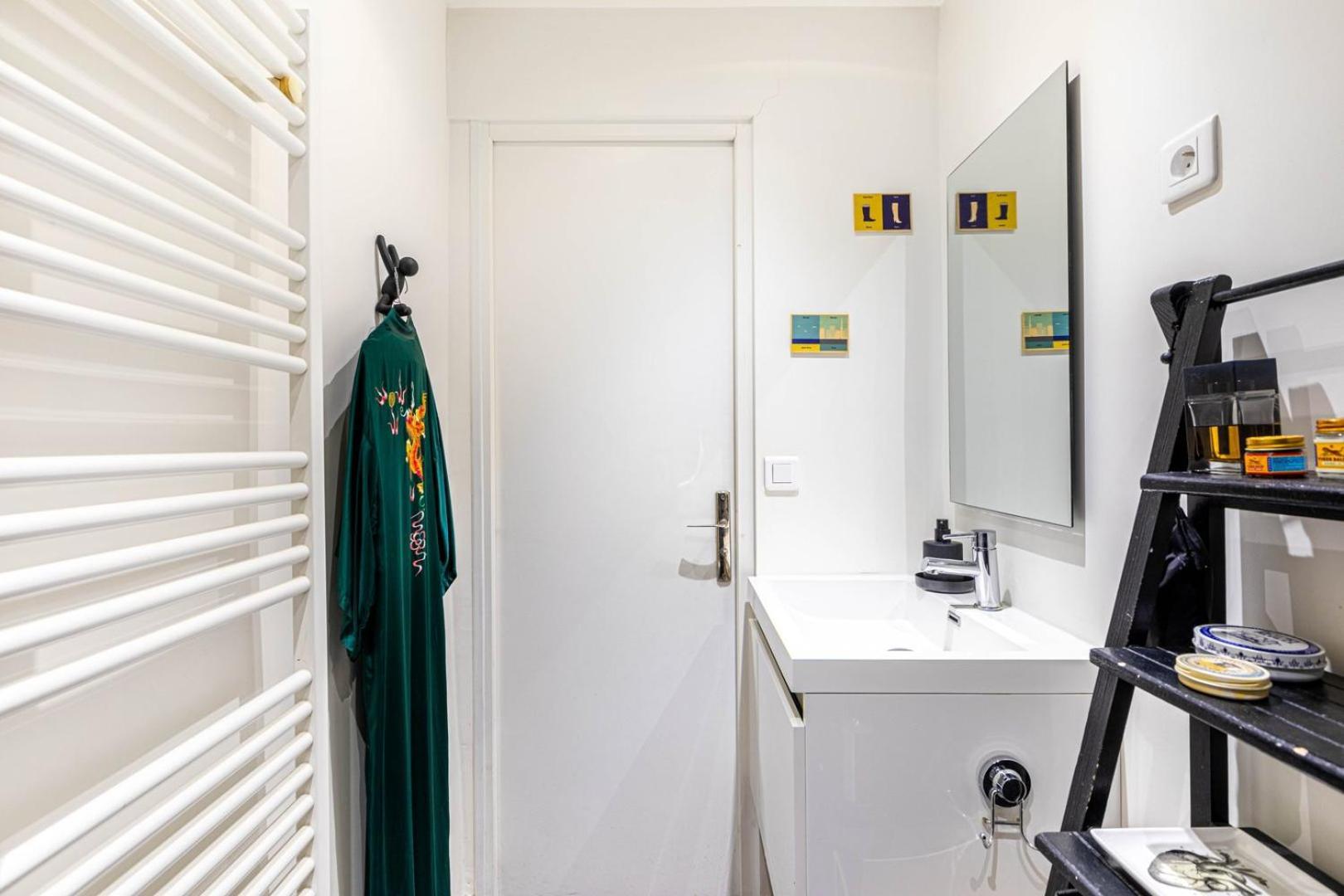Guestready - Elevated Charm Near Notre-dame
