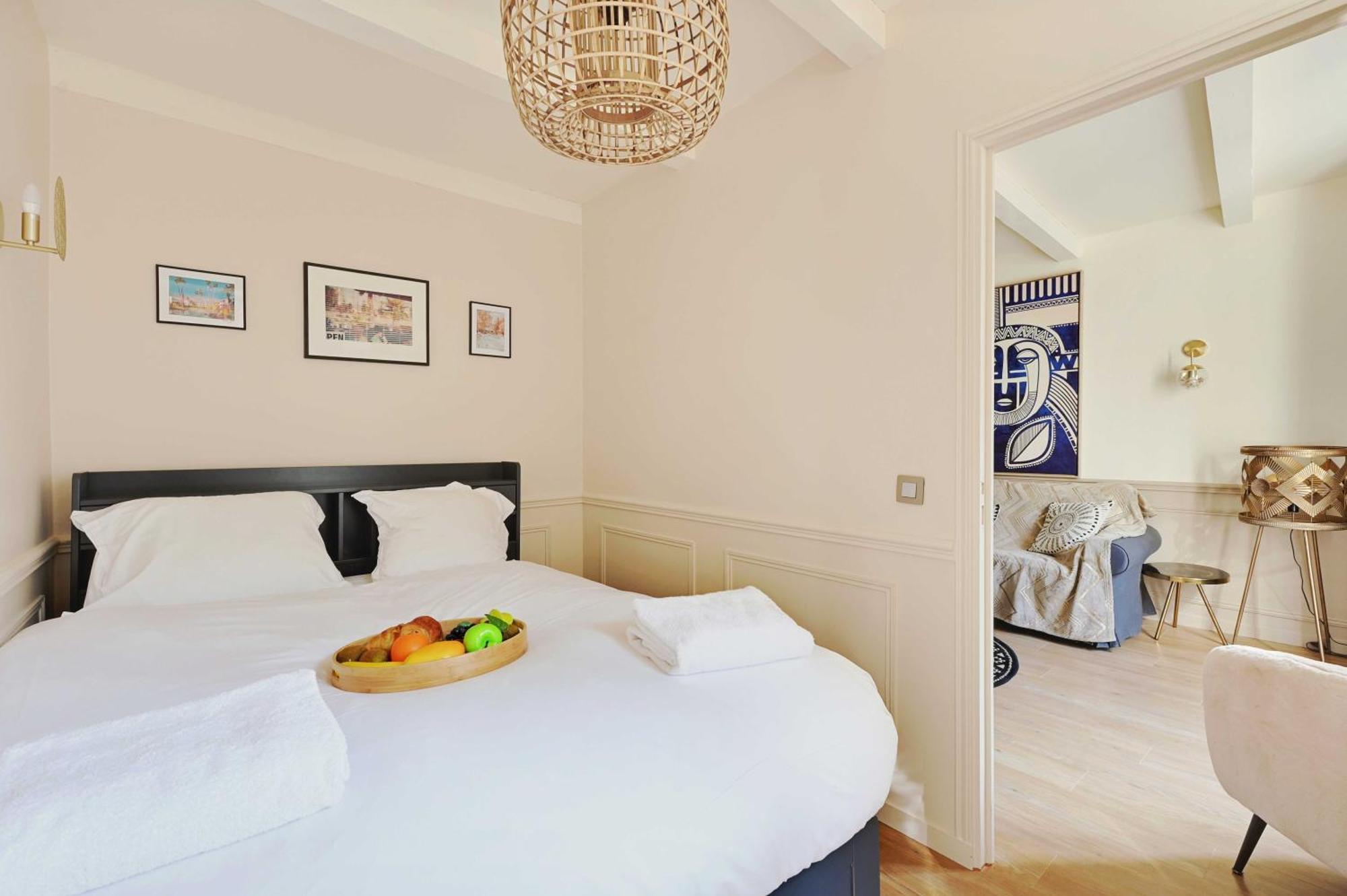 Beautiful 2br - 4p Republique Temple *