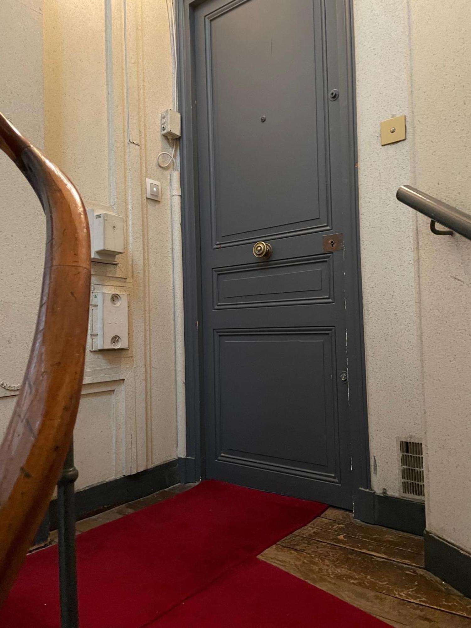 Appartamento 7eme Invalides/ Tour Eiffel 1er Etage *