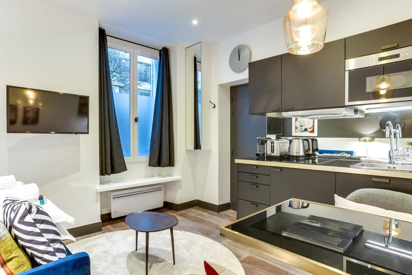Guestready - Magnifique Studio Near Eiffel Tower Apartment *