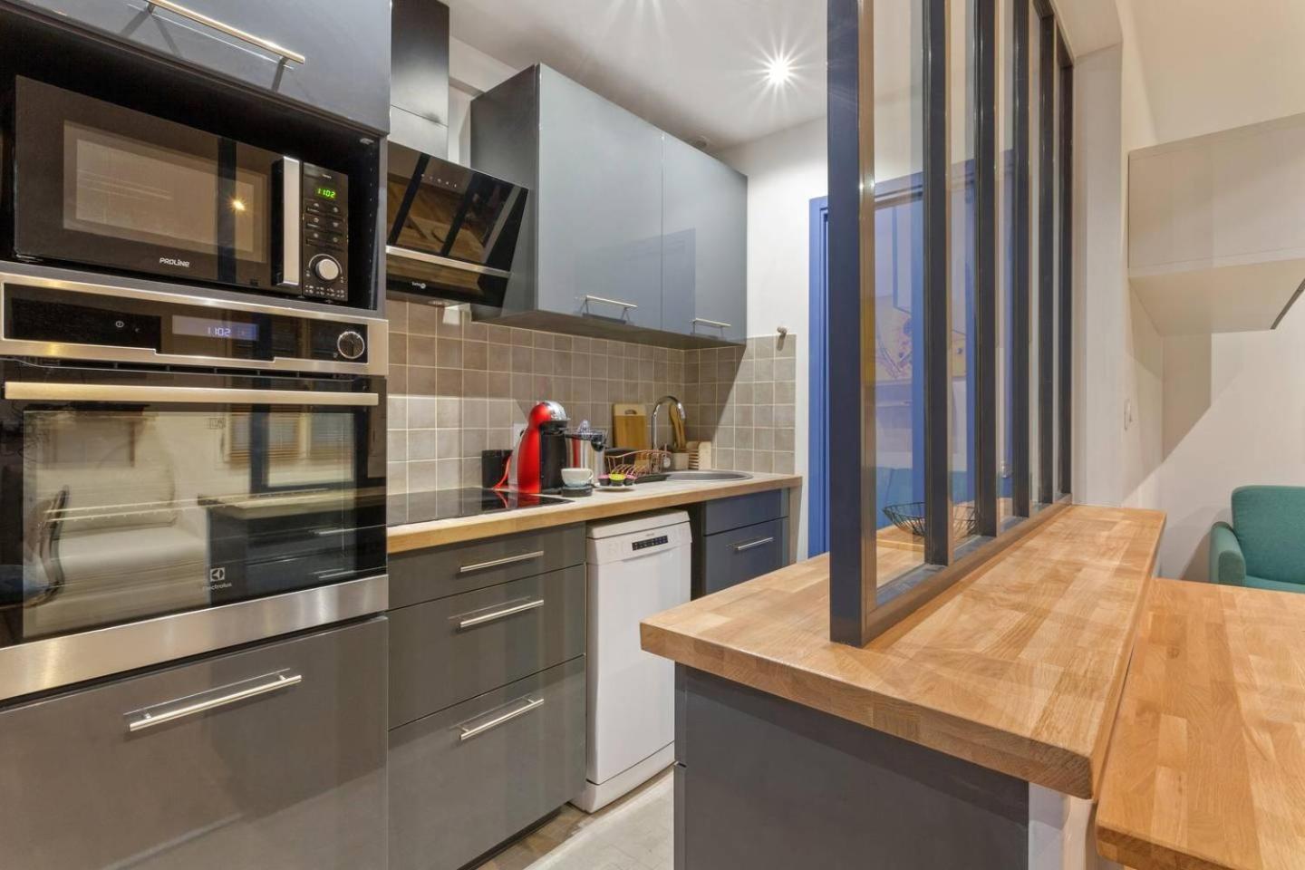 Guestready-charming 15 Mins To Grand Palais Parigi