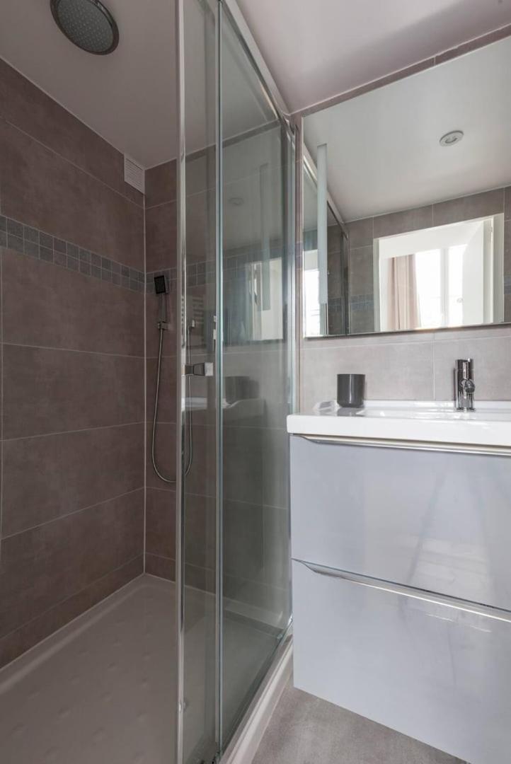 Appartamento Center - Stylish Apt In Le Marais, 4pax Parigi