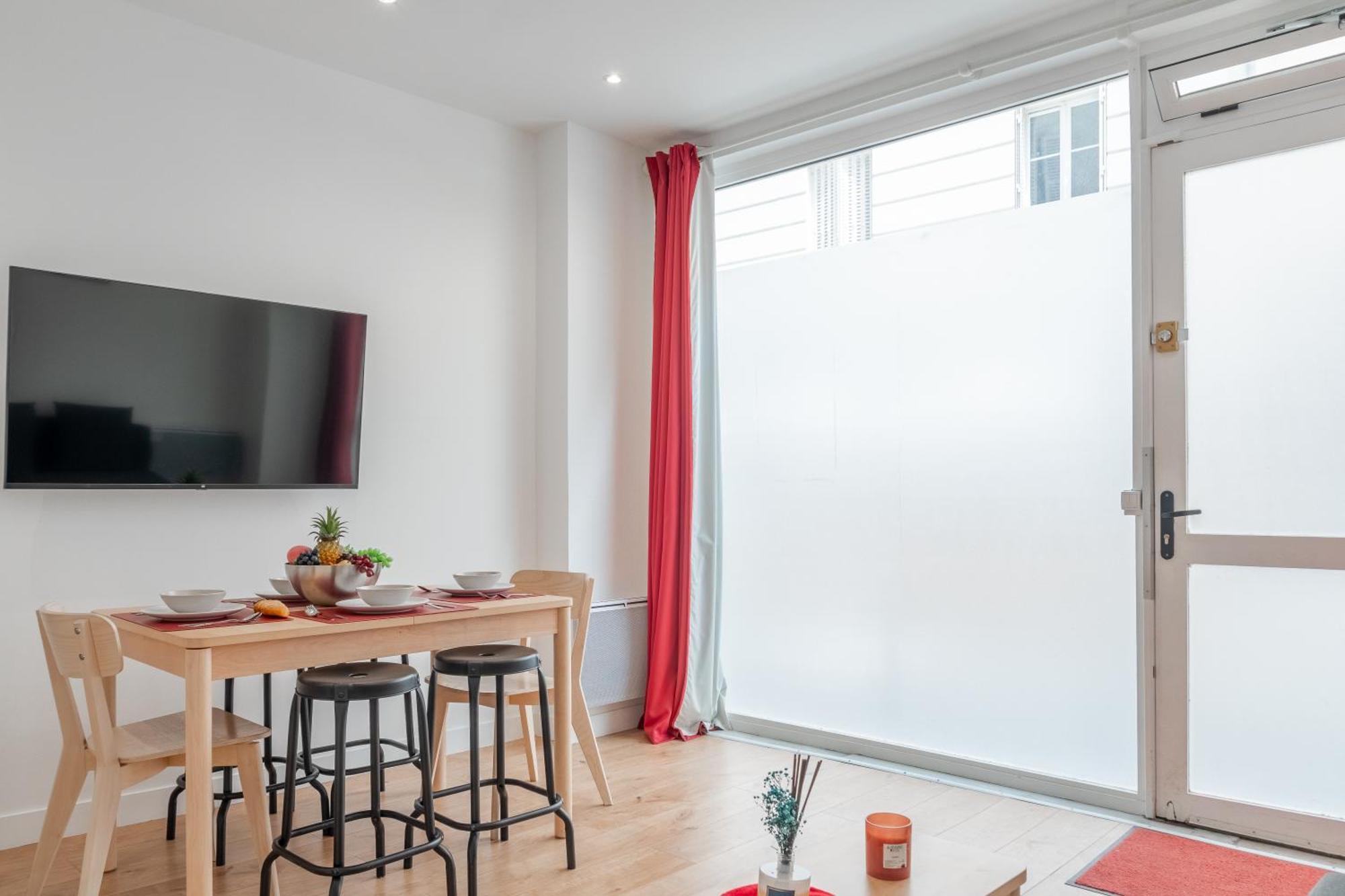 Lavie Maison Eiffel Ac Hot Tub Parigi