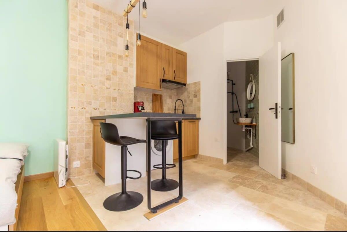 Cosy Full Heart Of Parigi