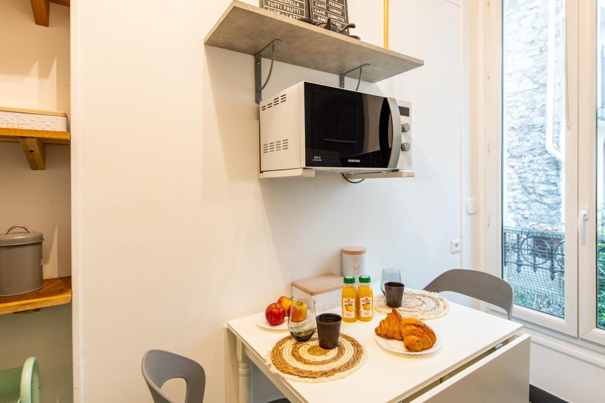 Stylish 2-bedroom Near The Famous Moulin Rouge Paris