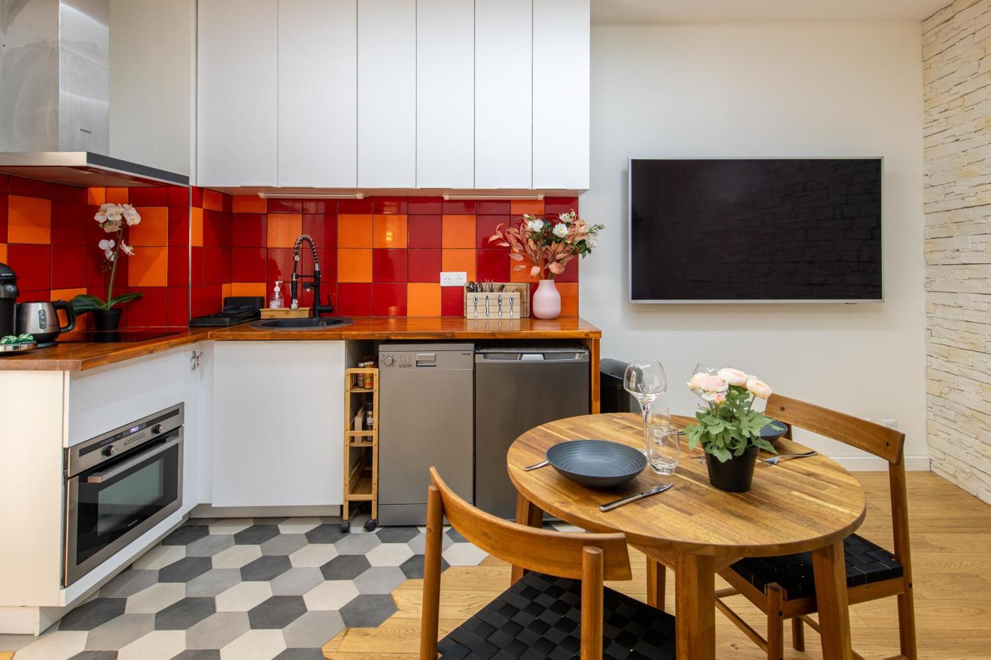 Geranimus M : Heart Of With Patio Appartamento