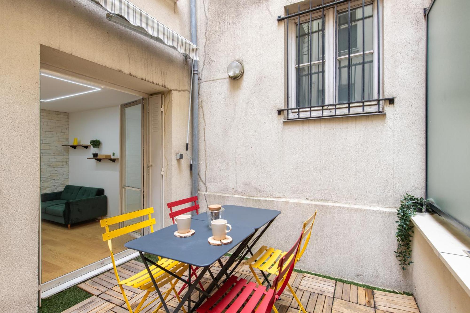 Geranimus M : Heart Of With Patio Appartamento