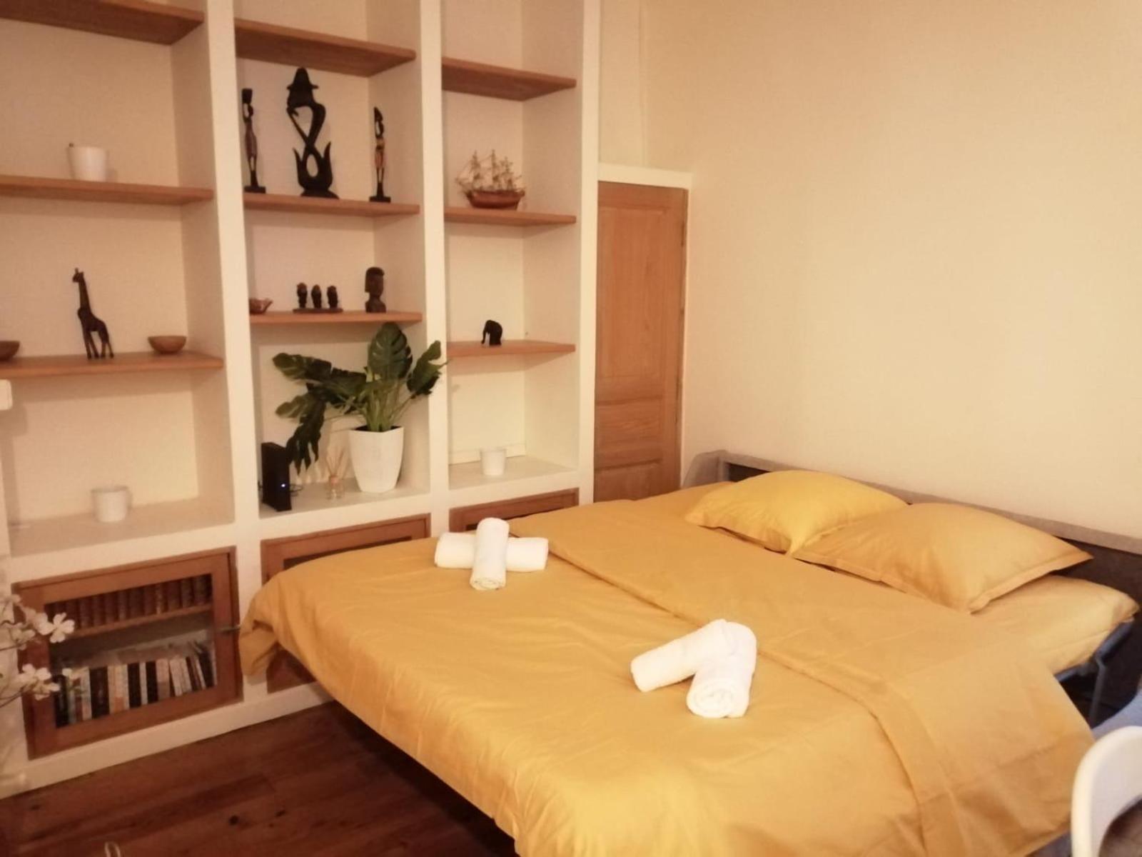 Amy Apartment Paris