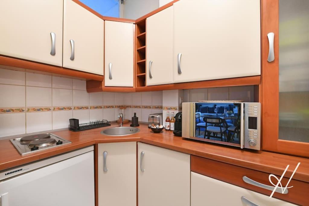 Location 4p - Champs-elysees Apartment *