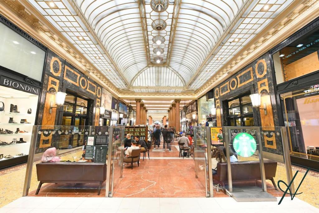 Apartment Location 4p - Champs-elysees *