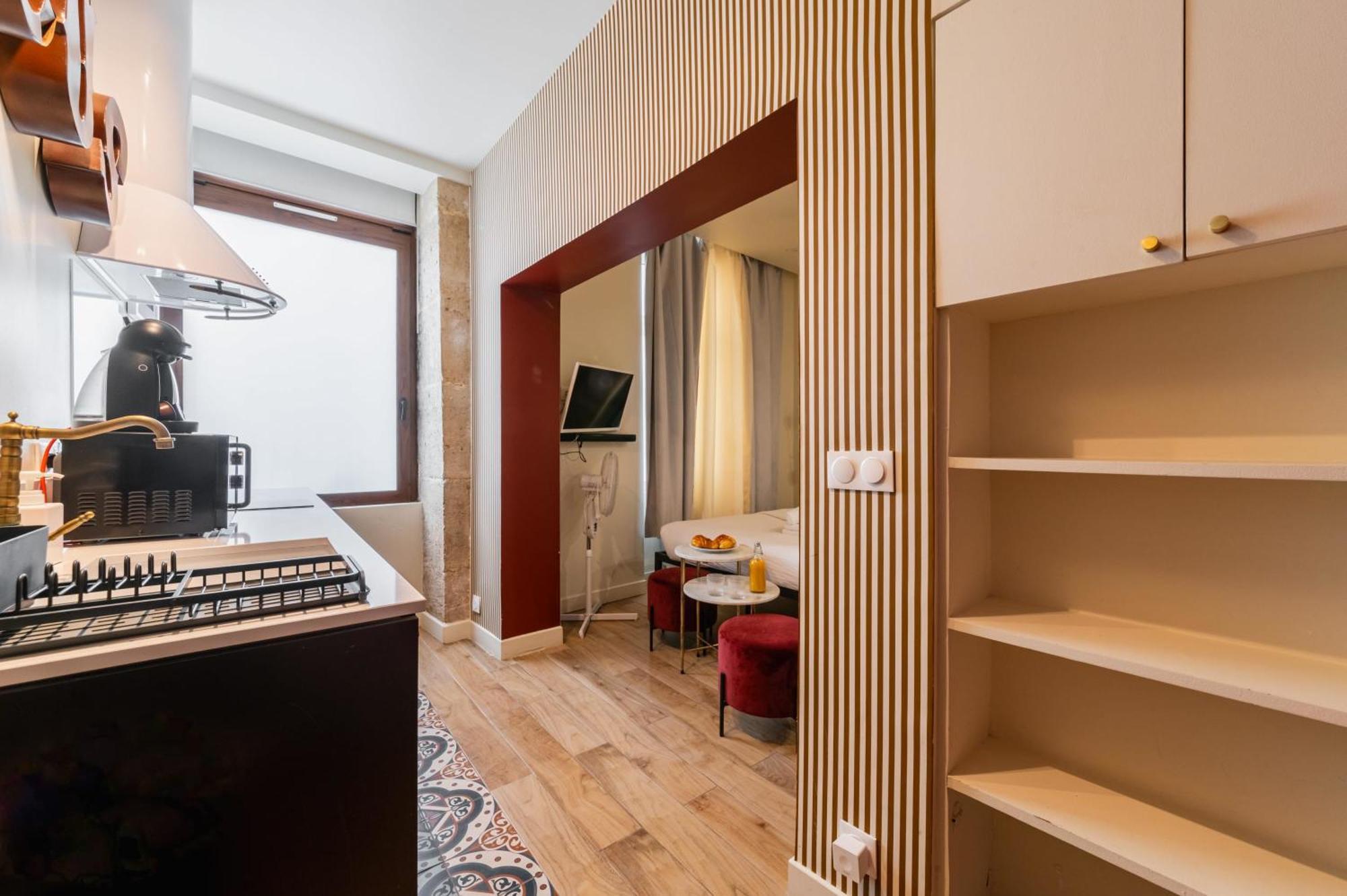Charmant Studio A 15 A Proximite Tour Eiffel Apartment *