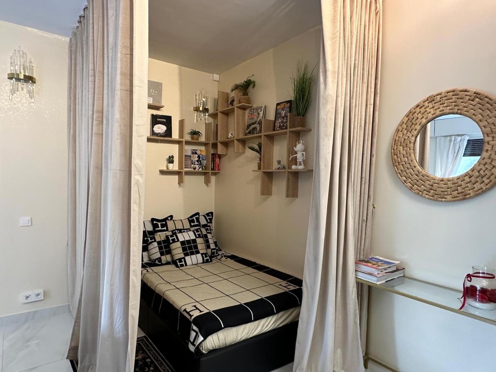 Apartment New Etoile Arc De Triomphe Renovated March 24 *