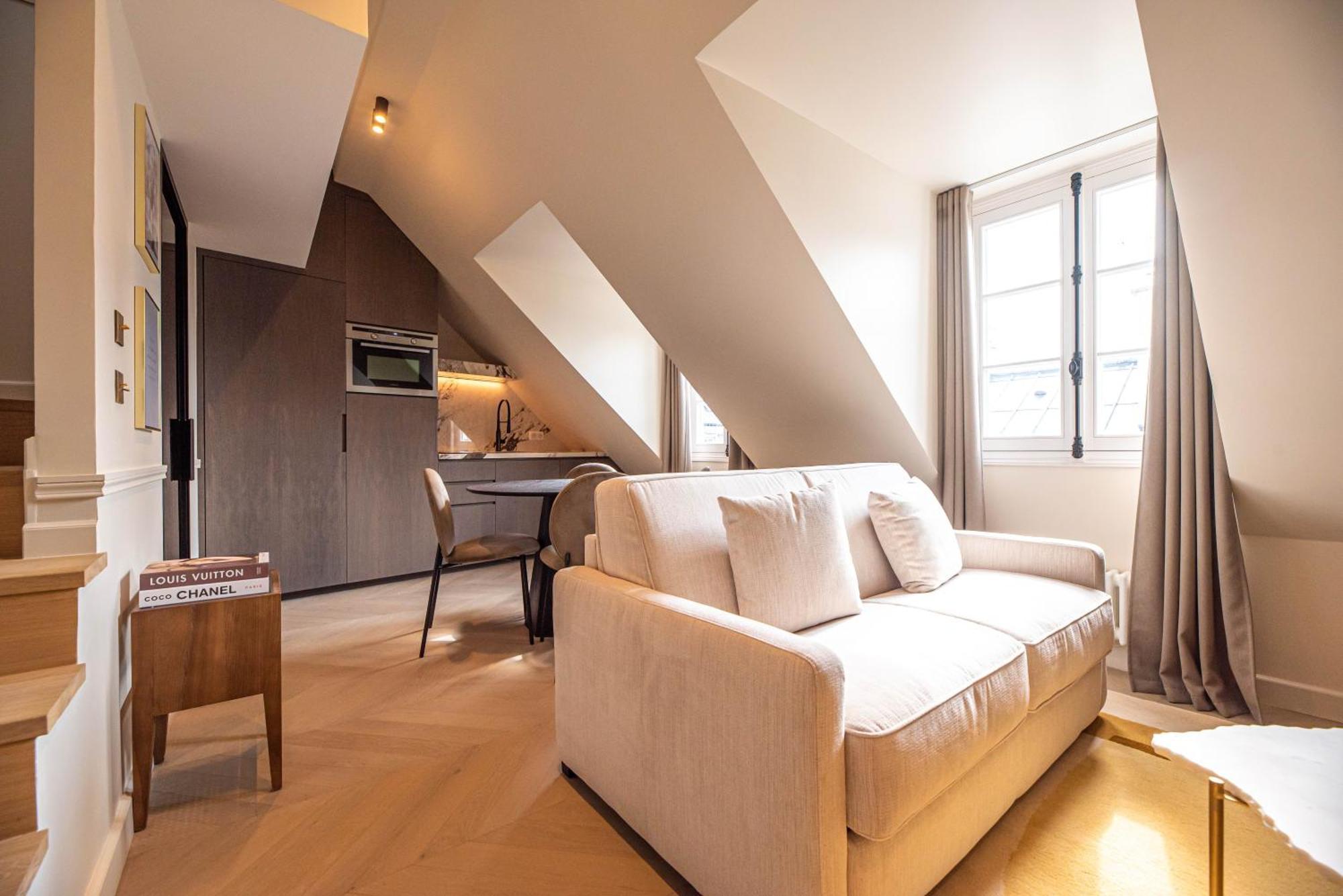 Mbm - Luxury In Marais *