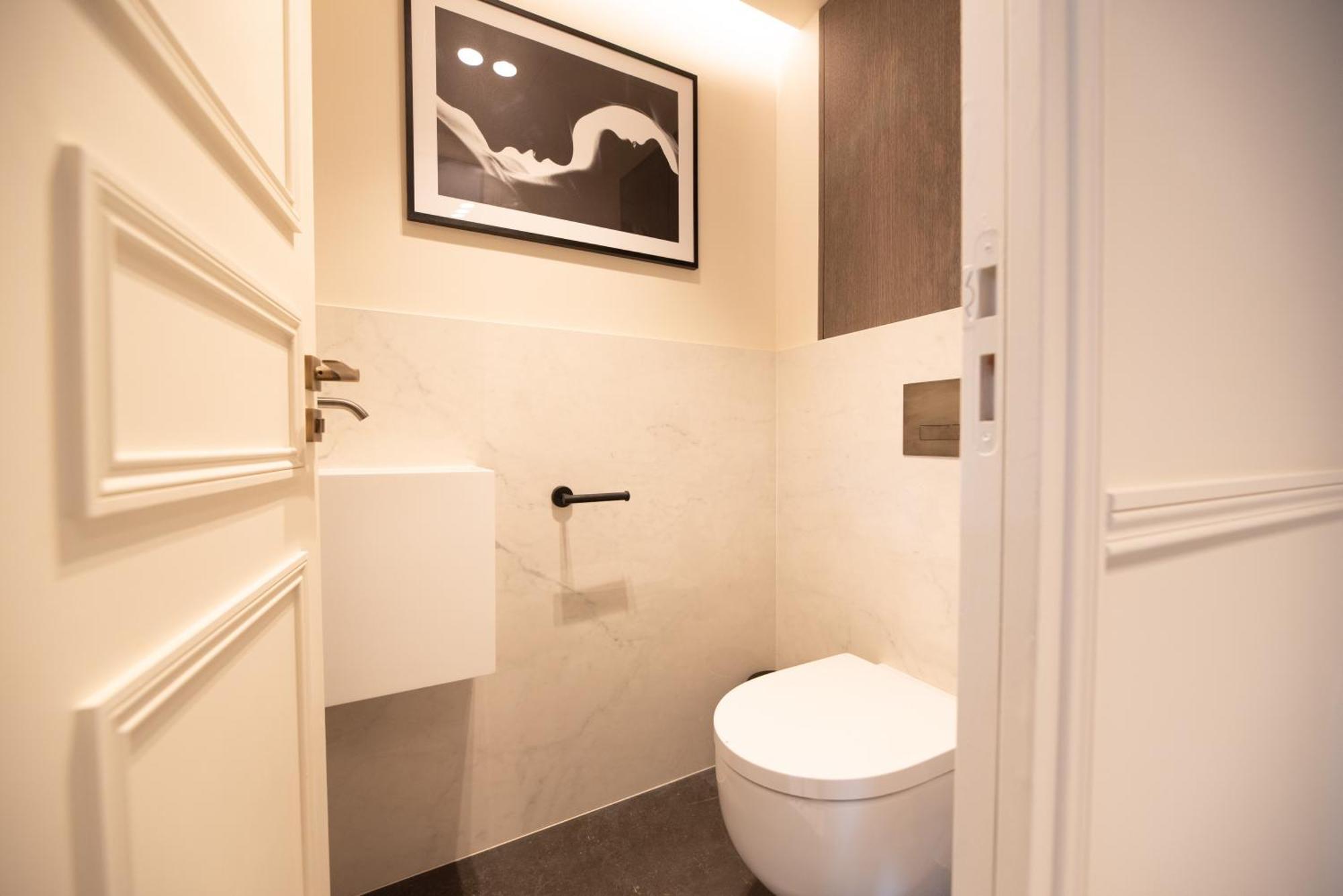 Mbm - Luxury In Marais Parigi