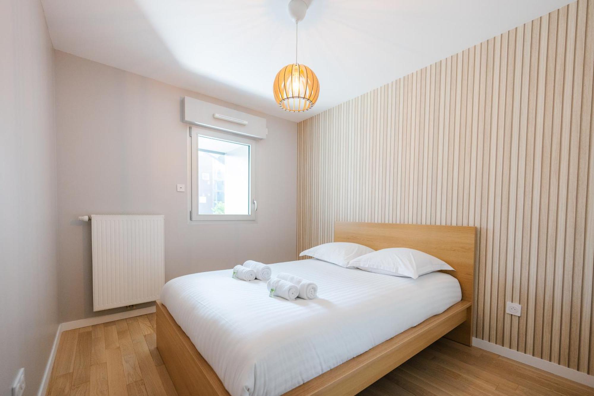 Confort Absolu A ,superbe Renove 7 Avec Salles De Bain Privatives Parigi