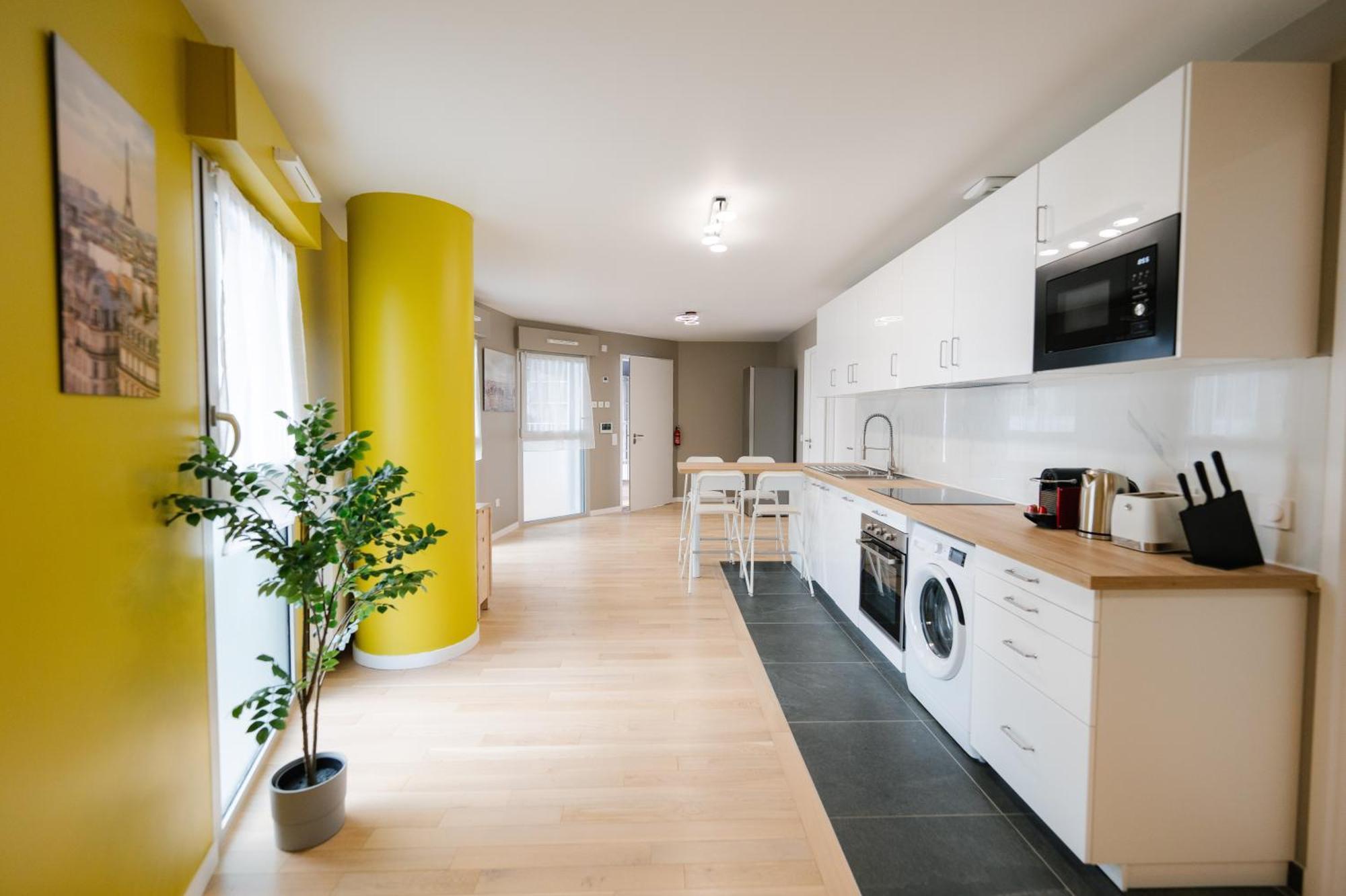 Confort Absolu A ,superbe Renove 7 Avec Salles De Bain Privatives Parigi
