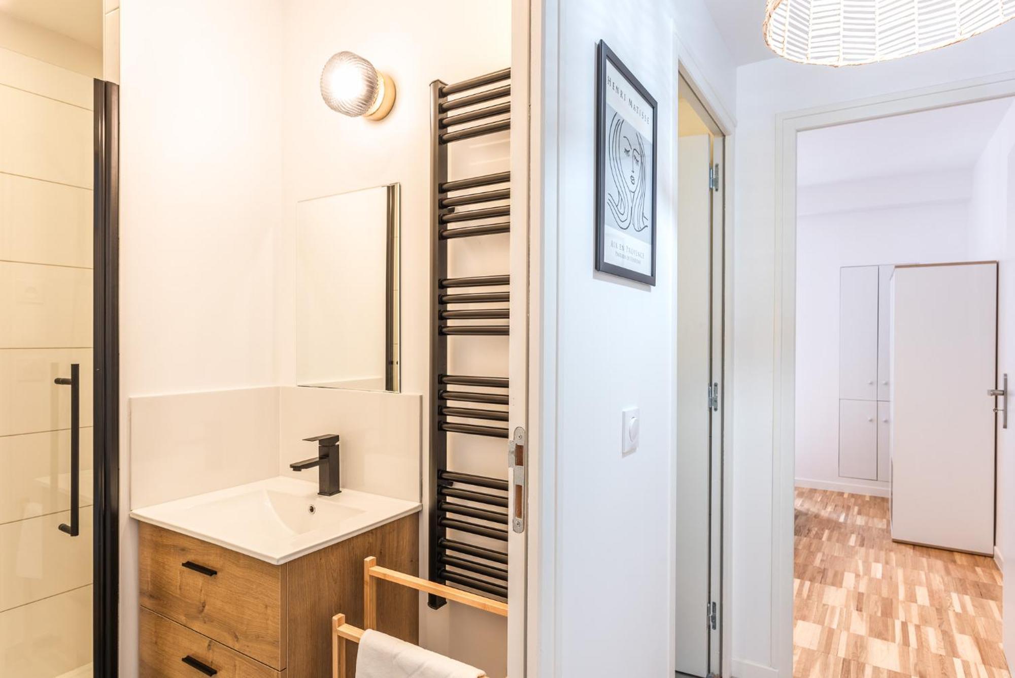 Cosy - 6 Guests - Buttes Chaumont Parc Apartment Paris