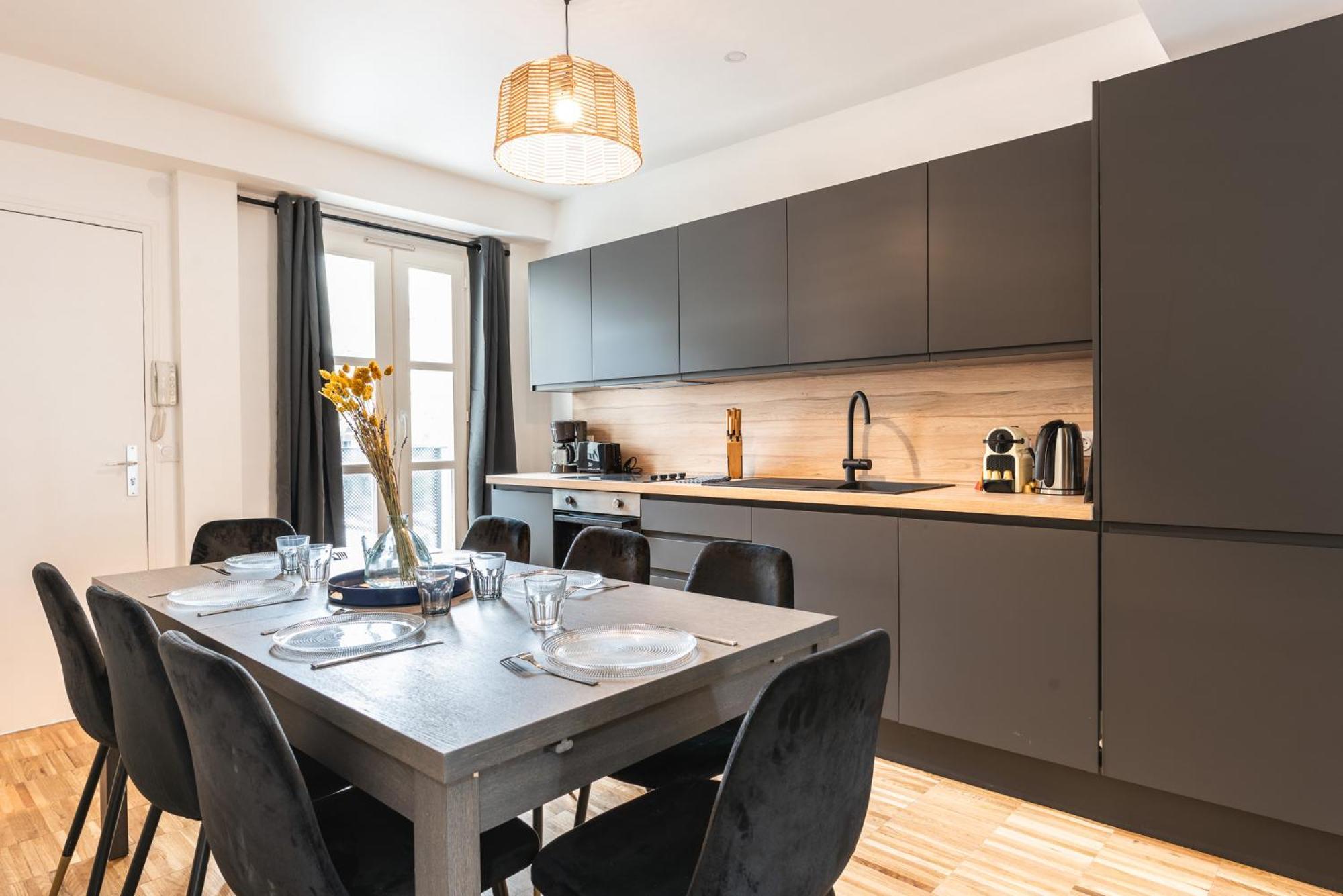 Cosy - 6 Guests - Buttes Chaumont Parc Apartment Paris