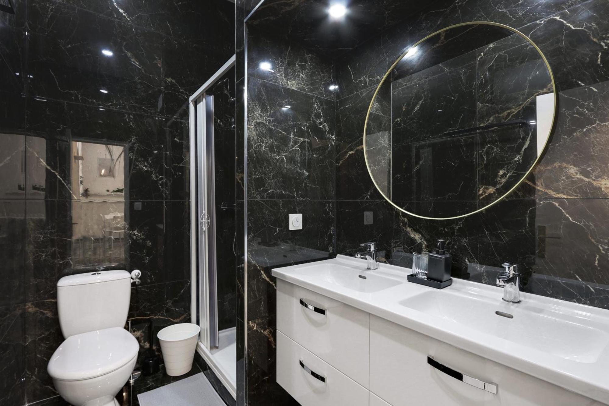 Sublime 2 Bedroom Flat In Appartamento *