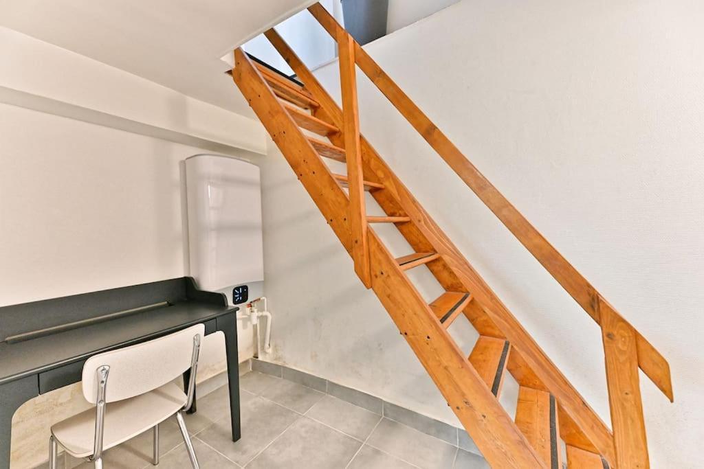 Avec Mezzanine Boulevard Voltaire Apartment Paris