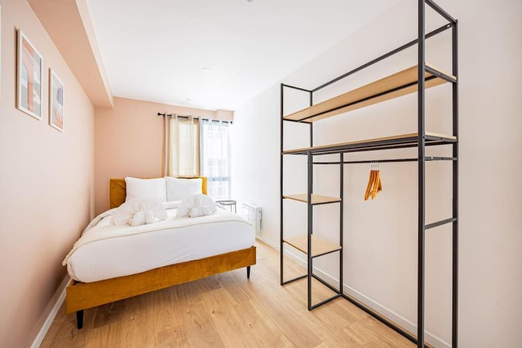 Charme Parisien 6 Personnes, 2 Chambres, 19eme Appartamento