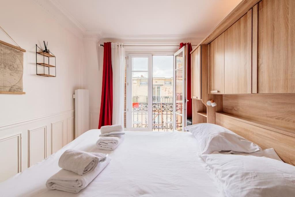 Henri Dubouillon - Cosy Proche Pere Lachaise Apartment *