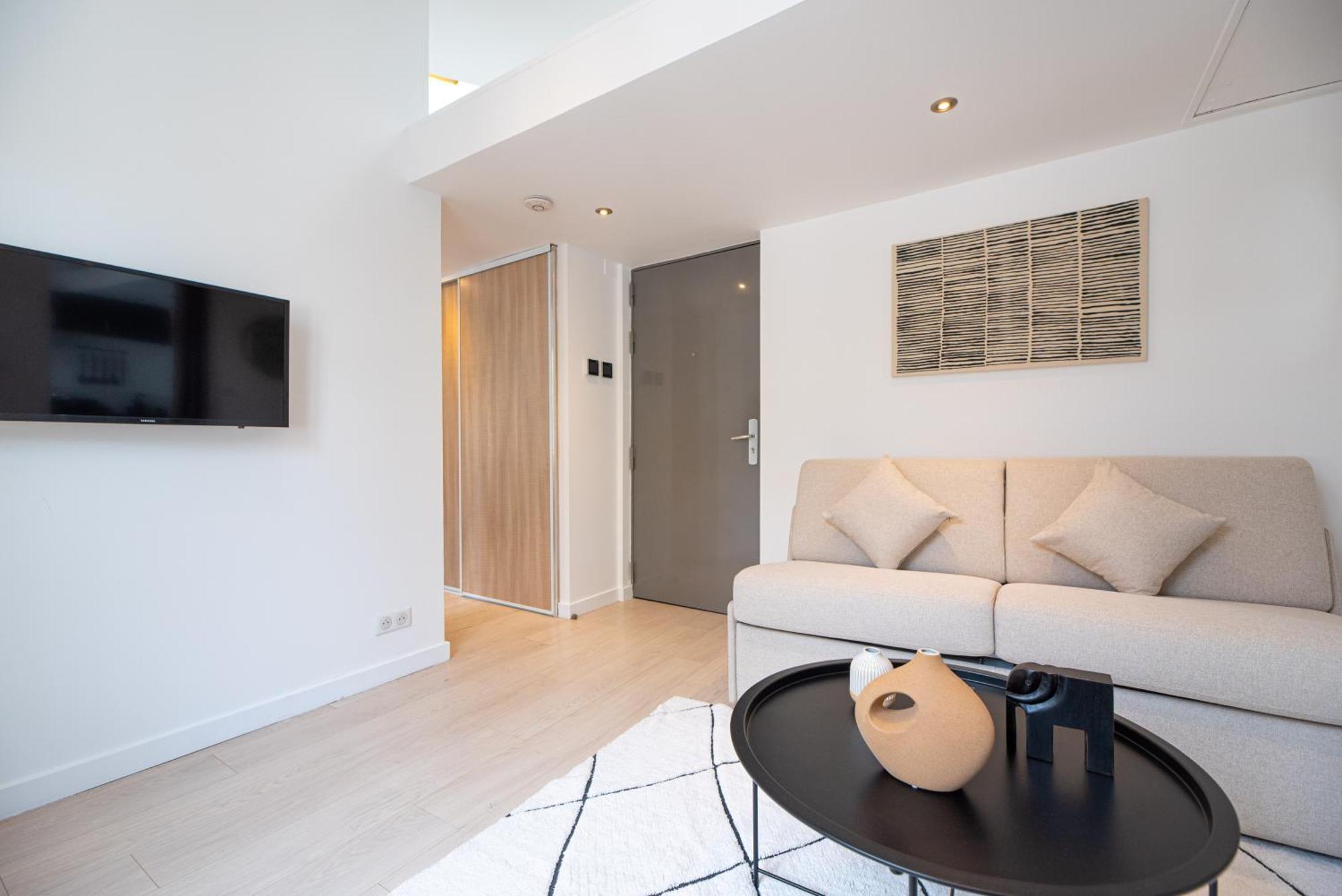 Apartment Stunning Flat In