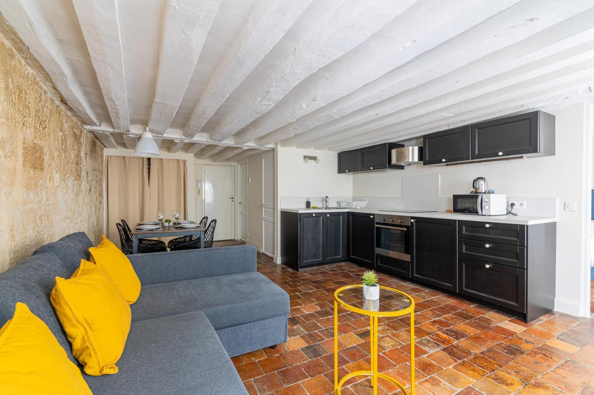 Au Coeur De Ile Saint-louis Free Netflix Paris