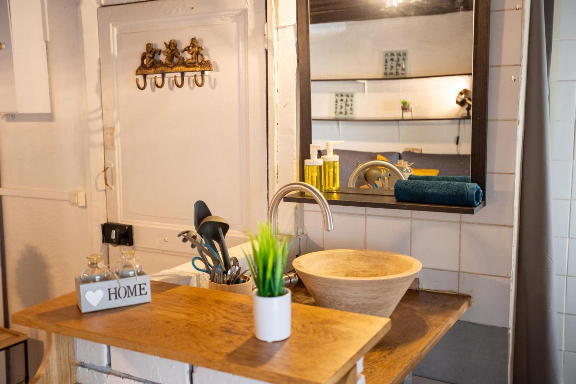 Studio Cosy Romantique En Plein Coeur De Apartment *