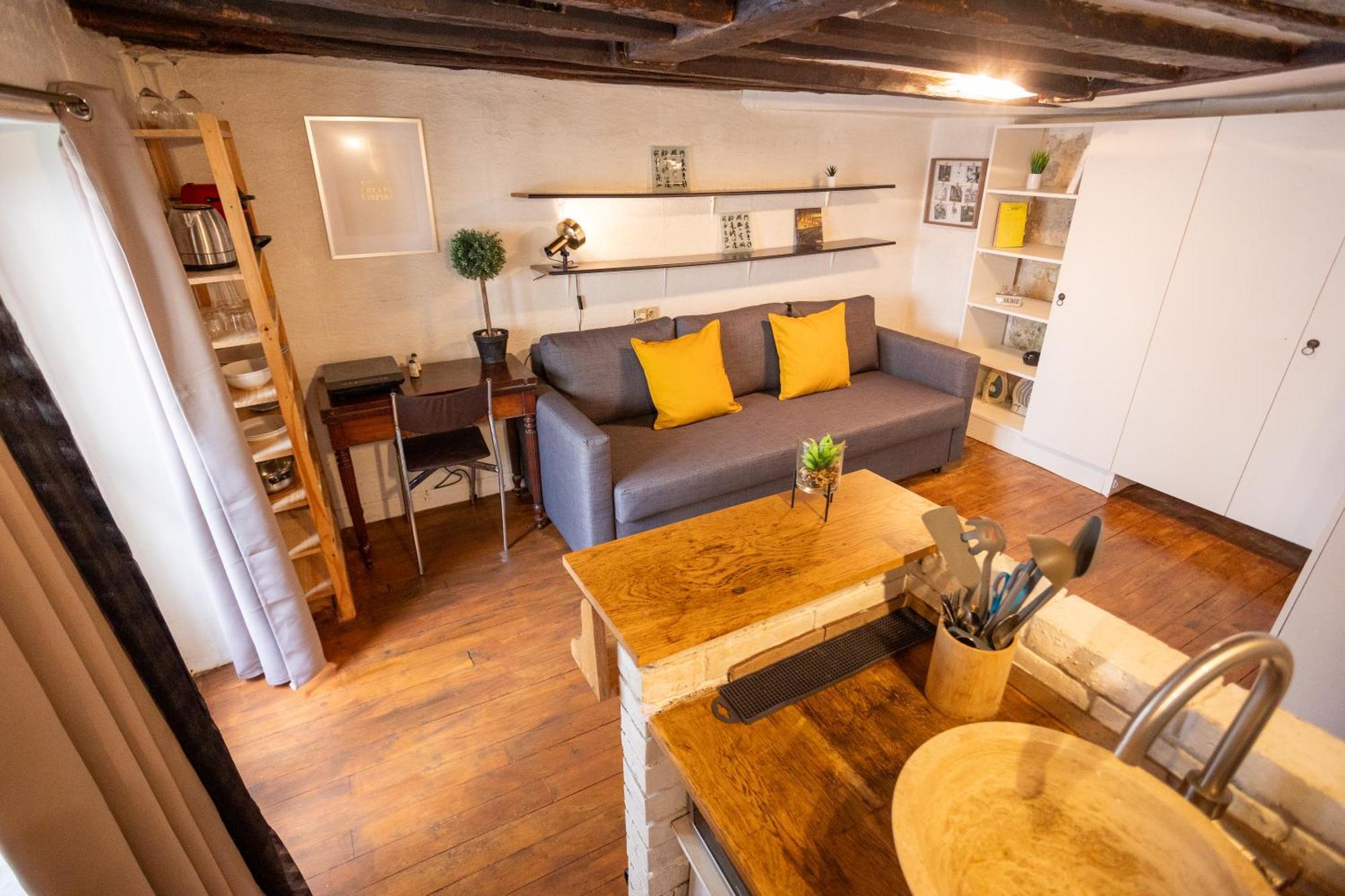 Studio Cosy Romantique En Plein Coeur De Apartment Paris