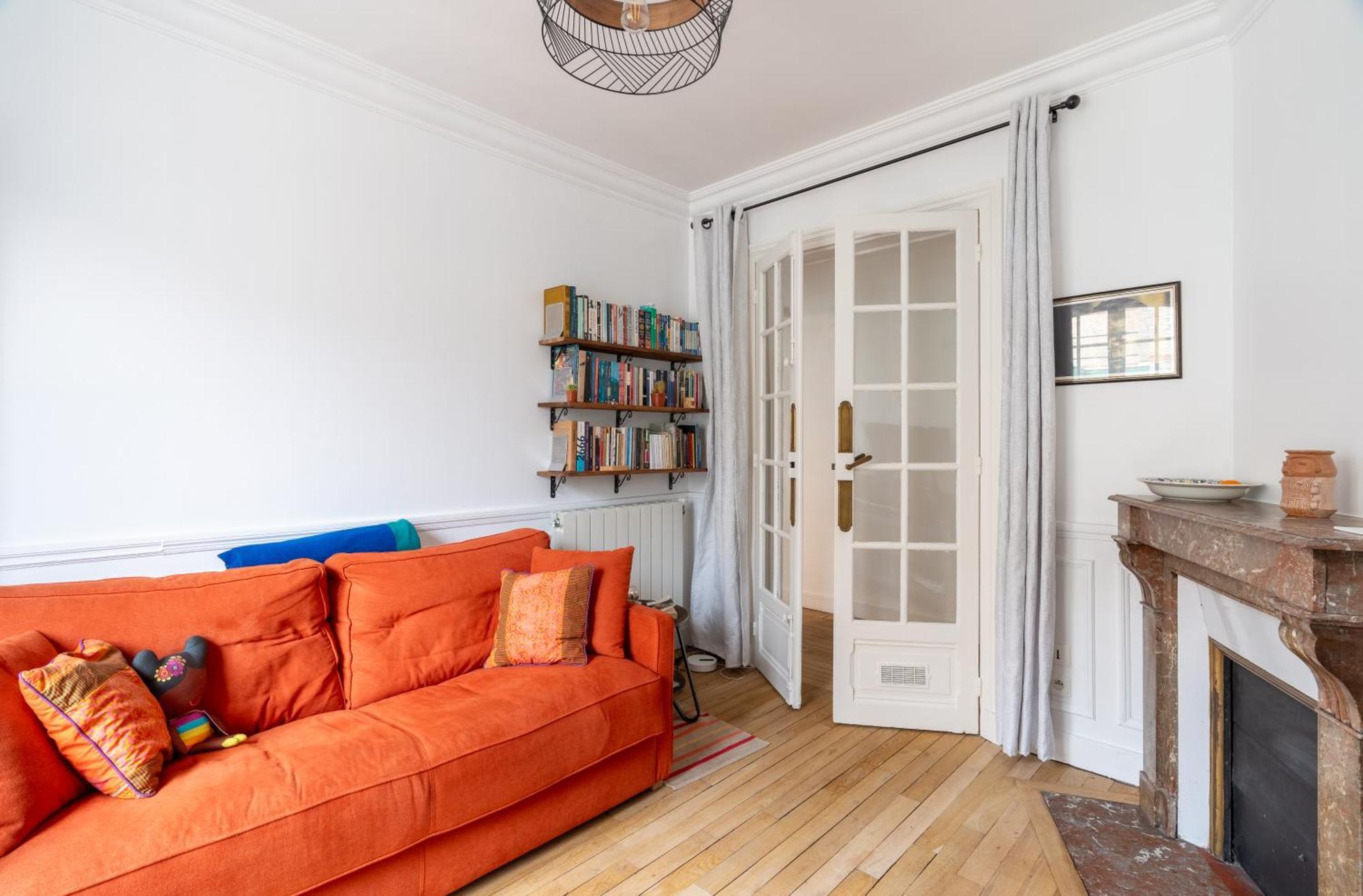 Apartment Chic 1bd With Balcony Picpus Paris