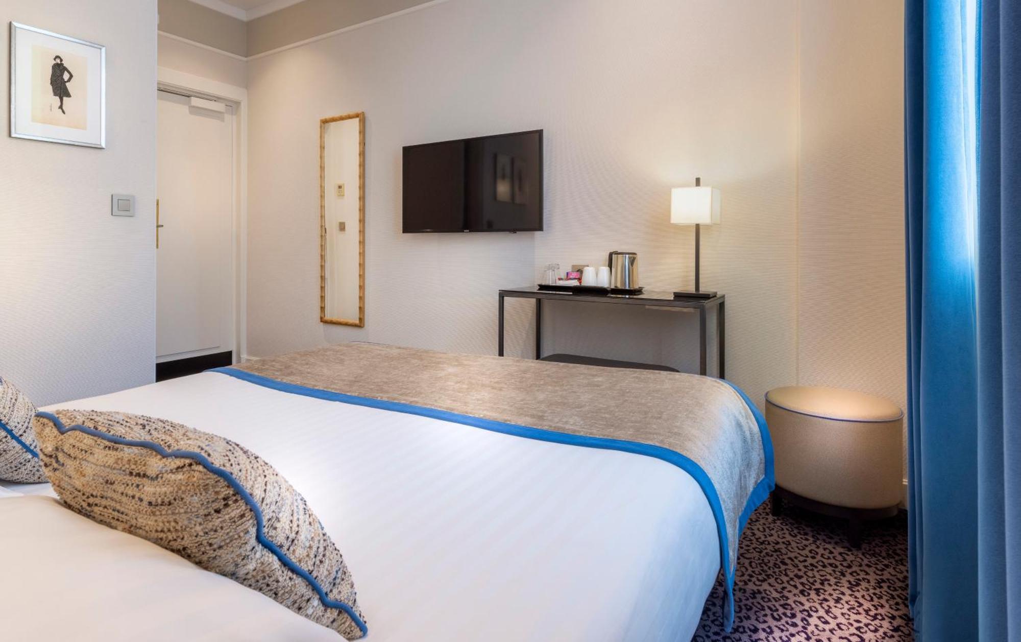 Du Bois Champs-elysées Hotel 3*