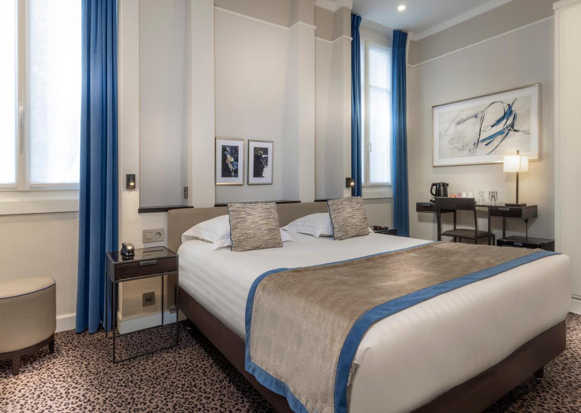 Du Bois Champs-elysees Hotel