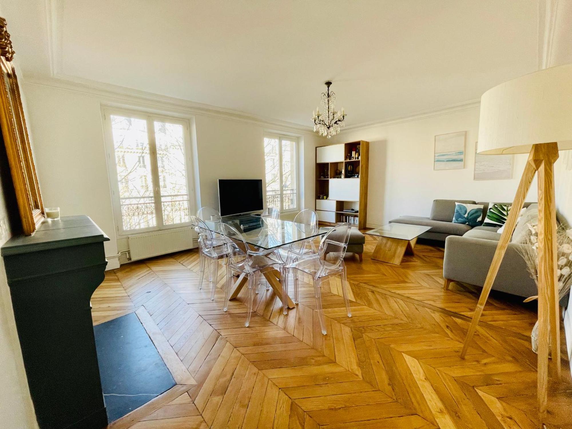 Sublime In The 17th District Parigi