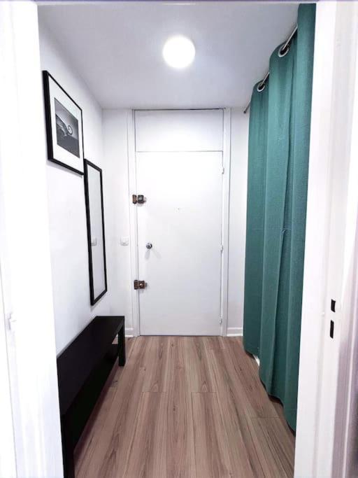 Appartamento 15 Confortable 5 Minute Metro Balard