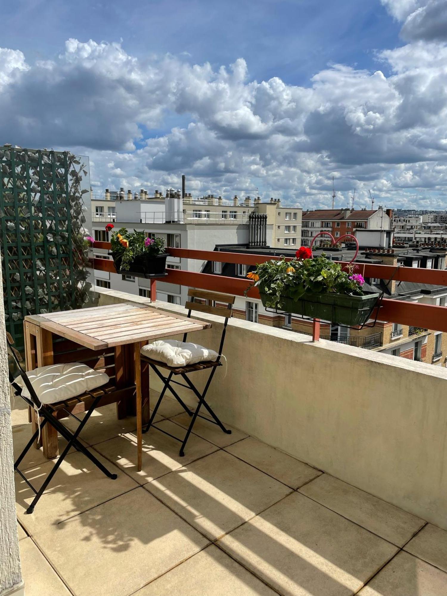 Apartment F8 - Terrace Paris's View, Eiffel Tower Area *