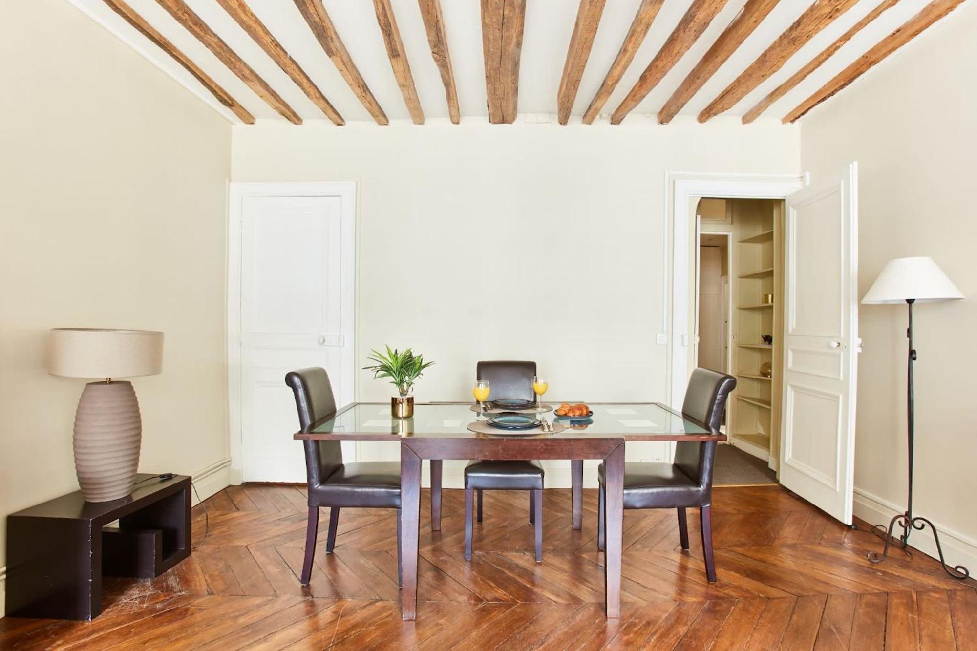 Palais Garnier & Place Vendome - 2br - Cityapartmentstay * Parigi
