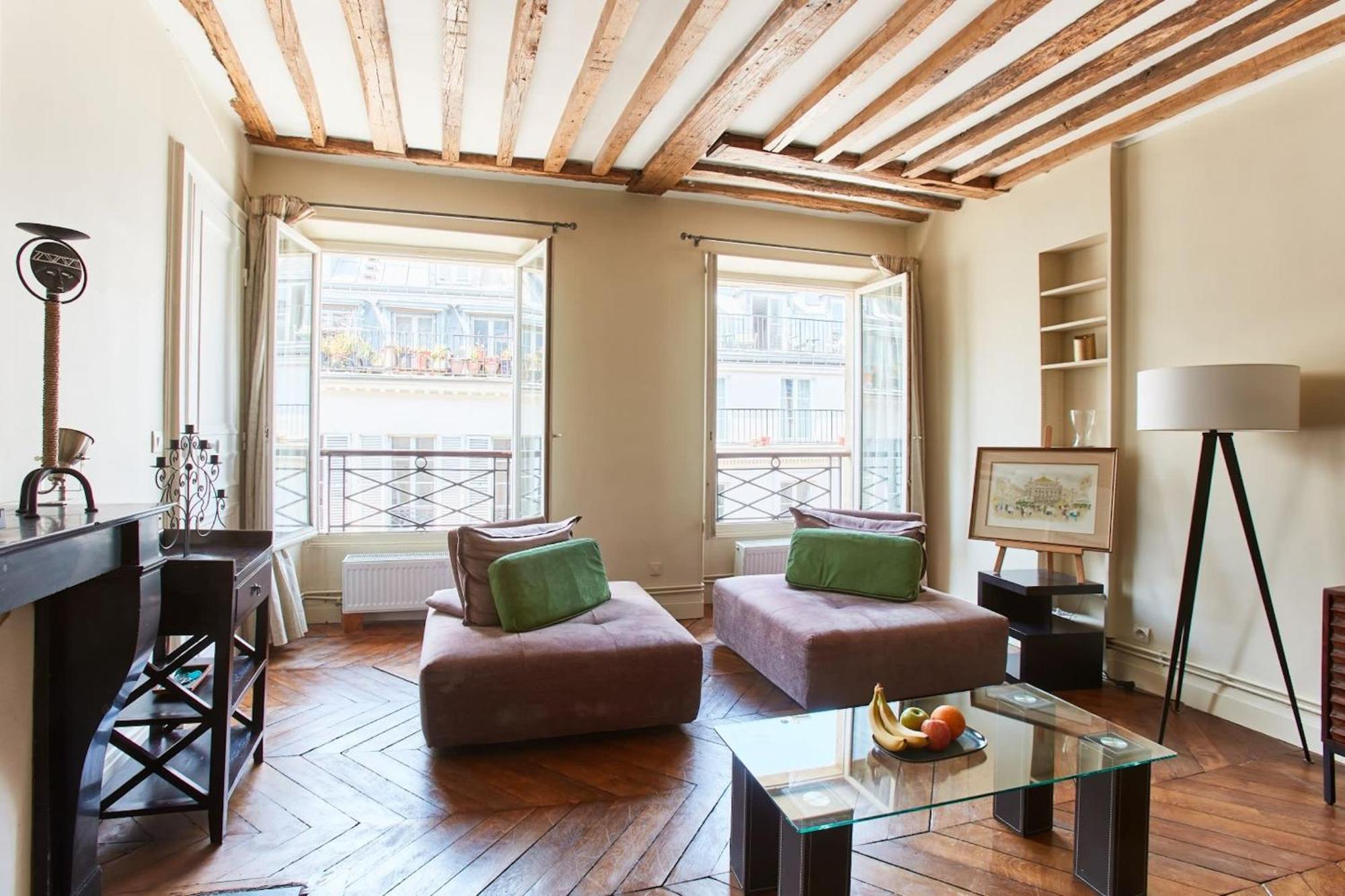 Palais Garnier & Place Vendome - 2br - Cityapartmentstay Parigi