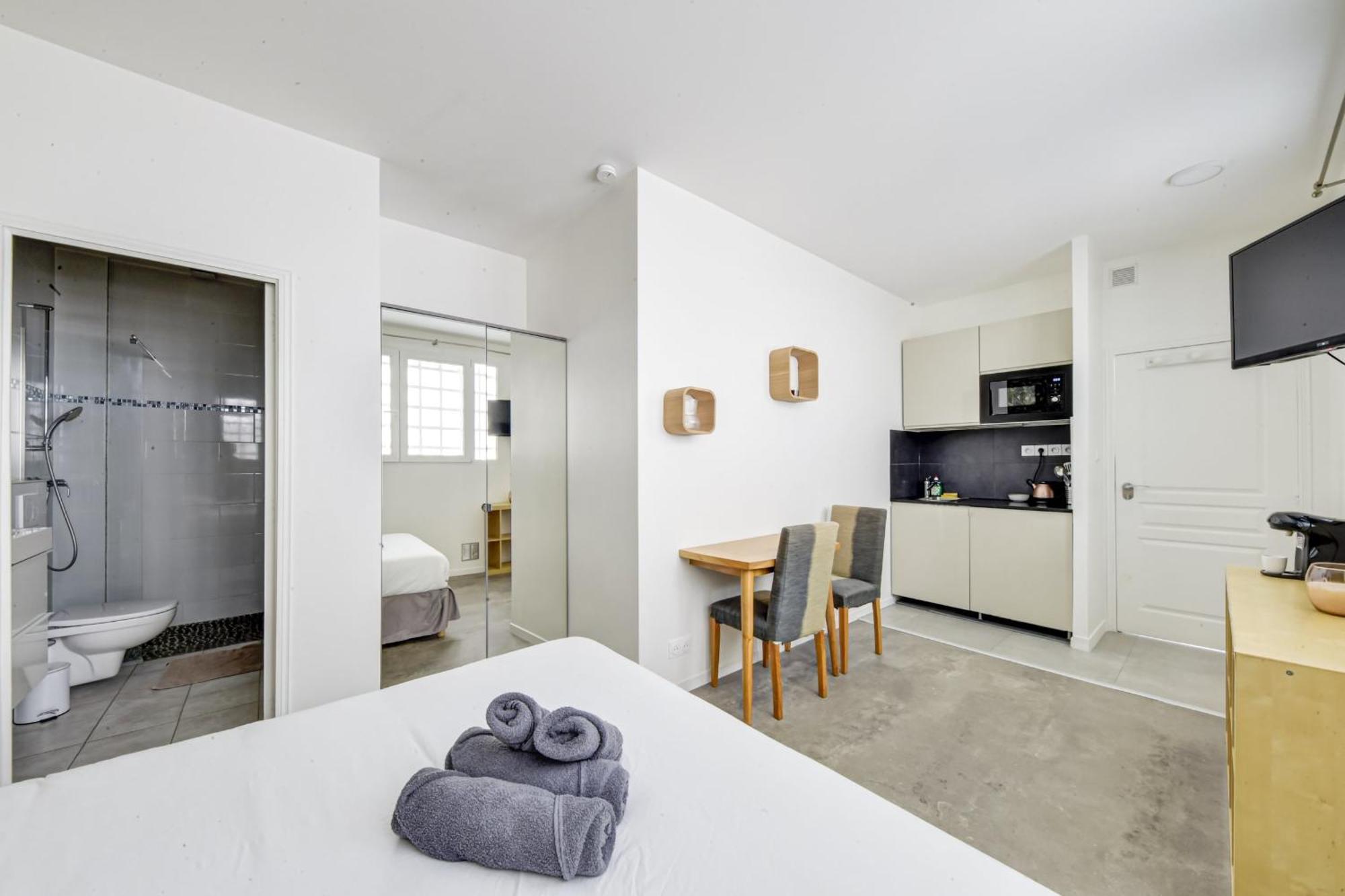 Cozy In The Heart Of Paris' 15th Parigi