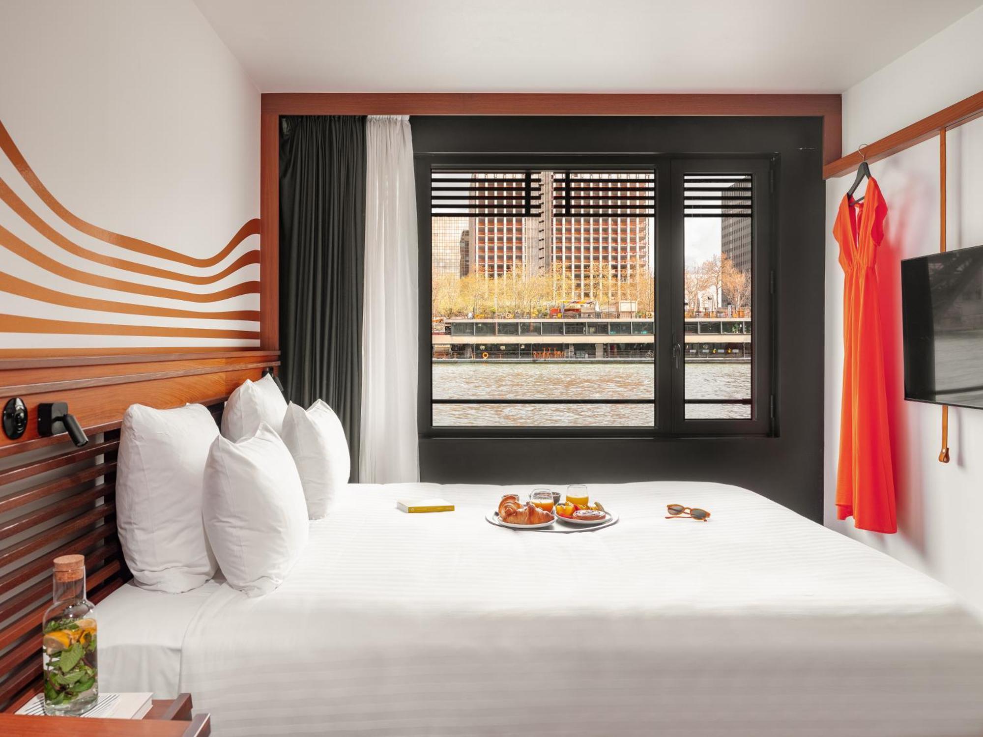 Off Seine 4* Parigi
