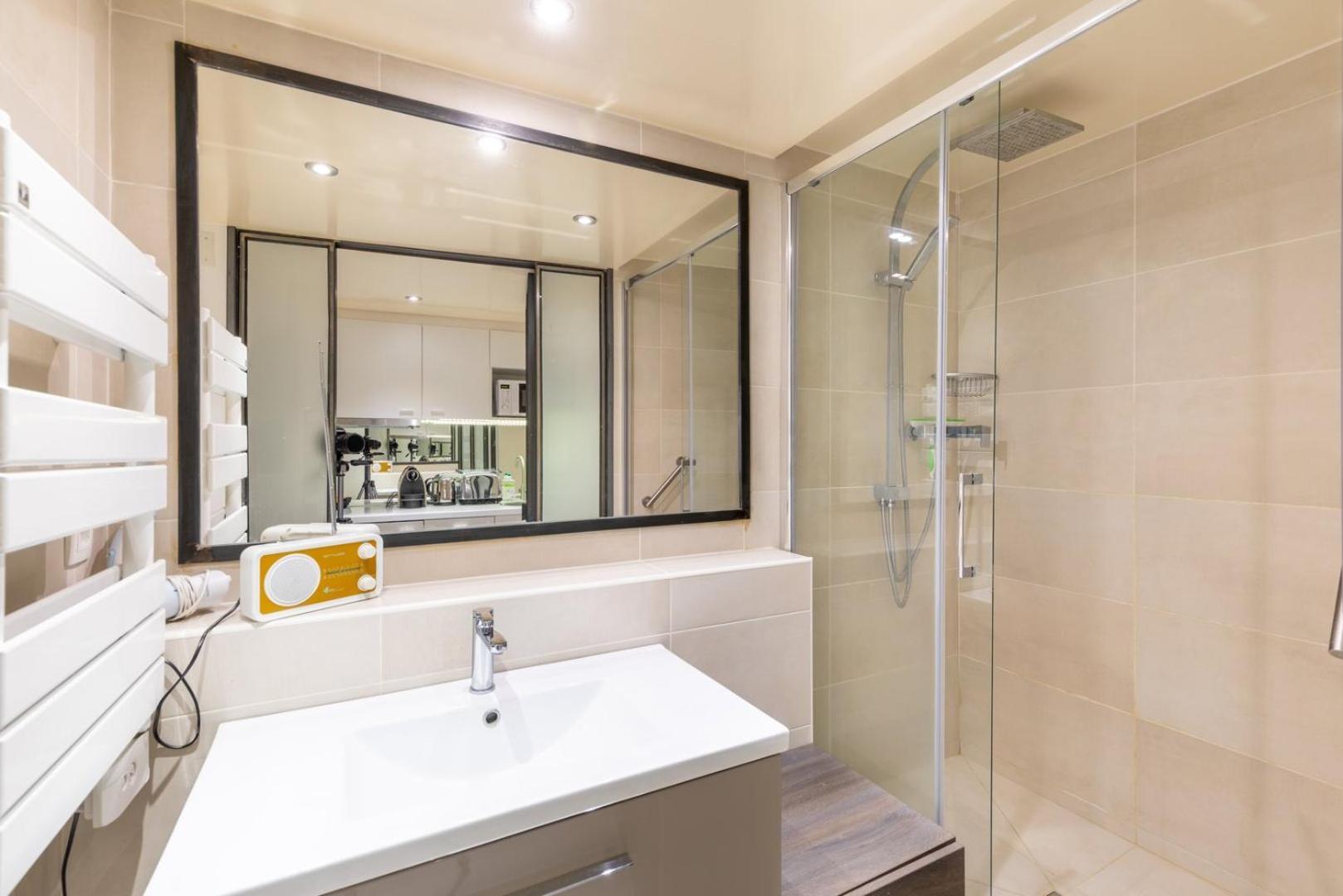 Guestready - Estudio Exuberante Em Les Marais Paris