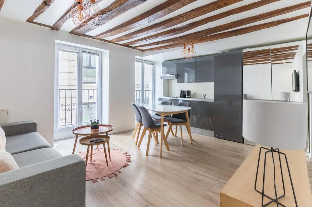 Grands Boulevards 11 Apartment Paris