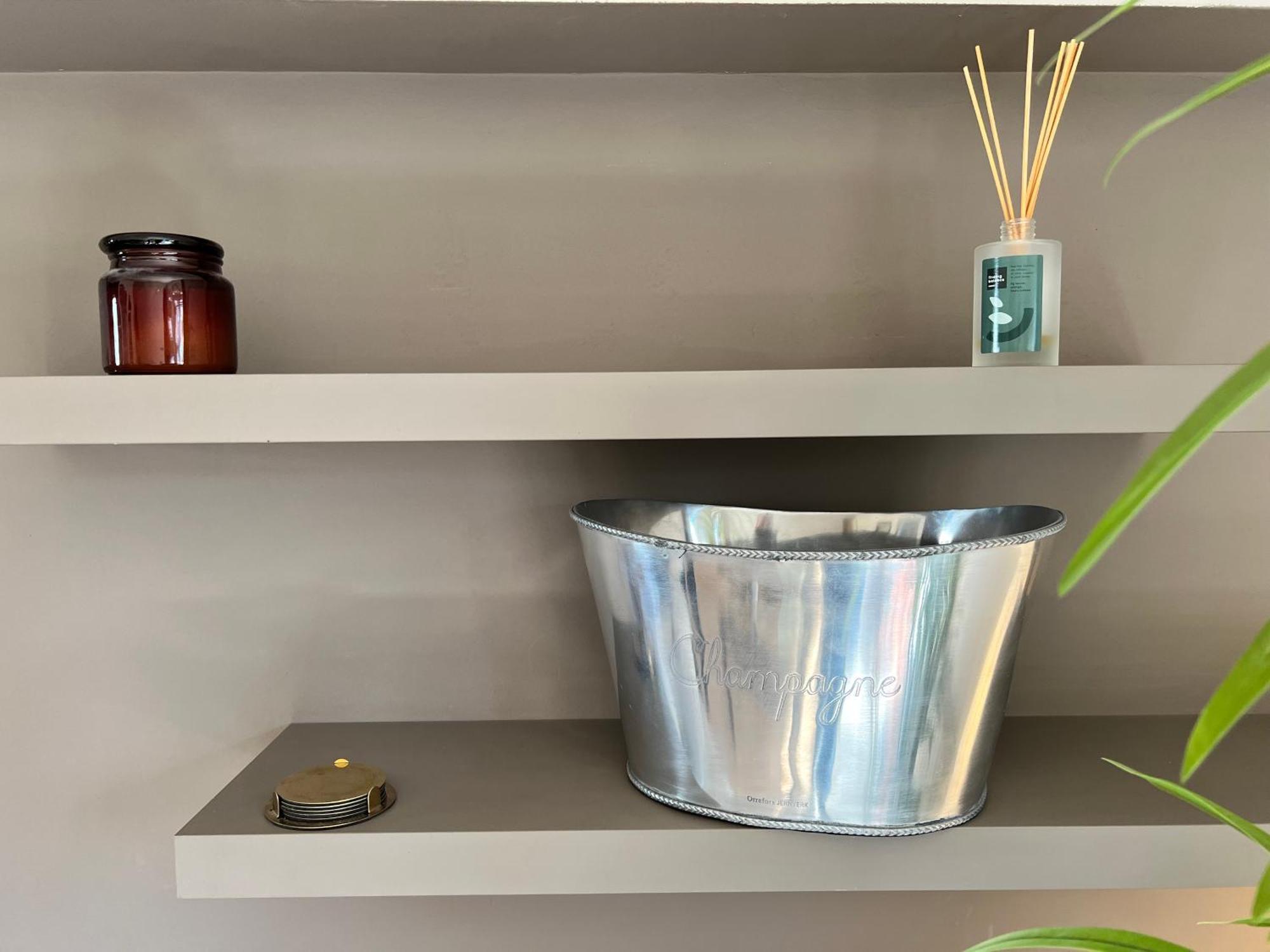 Your Parisian Hideaway - Entire Alloggio in famiglia
