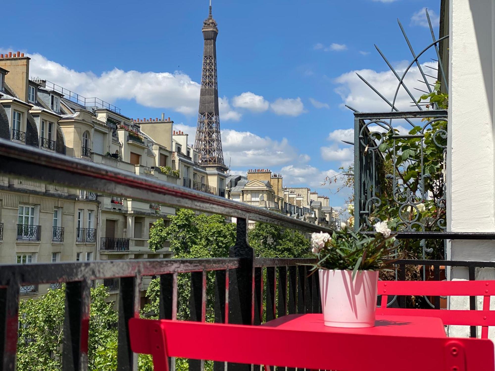 Le Cercle Tour Eiffel 3* Paris