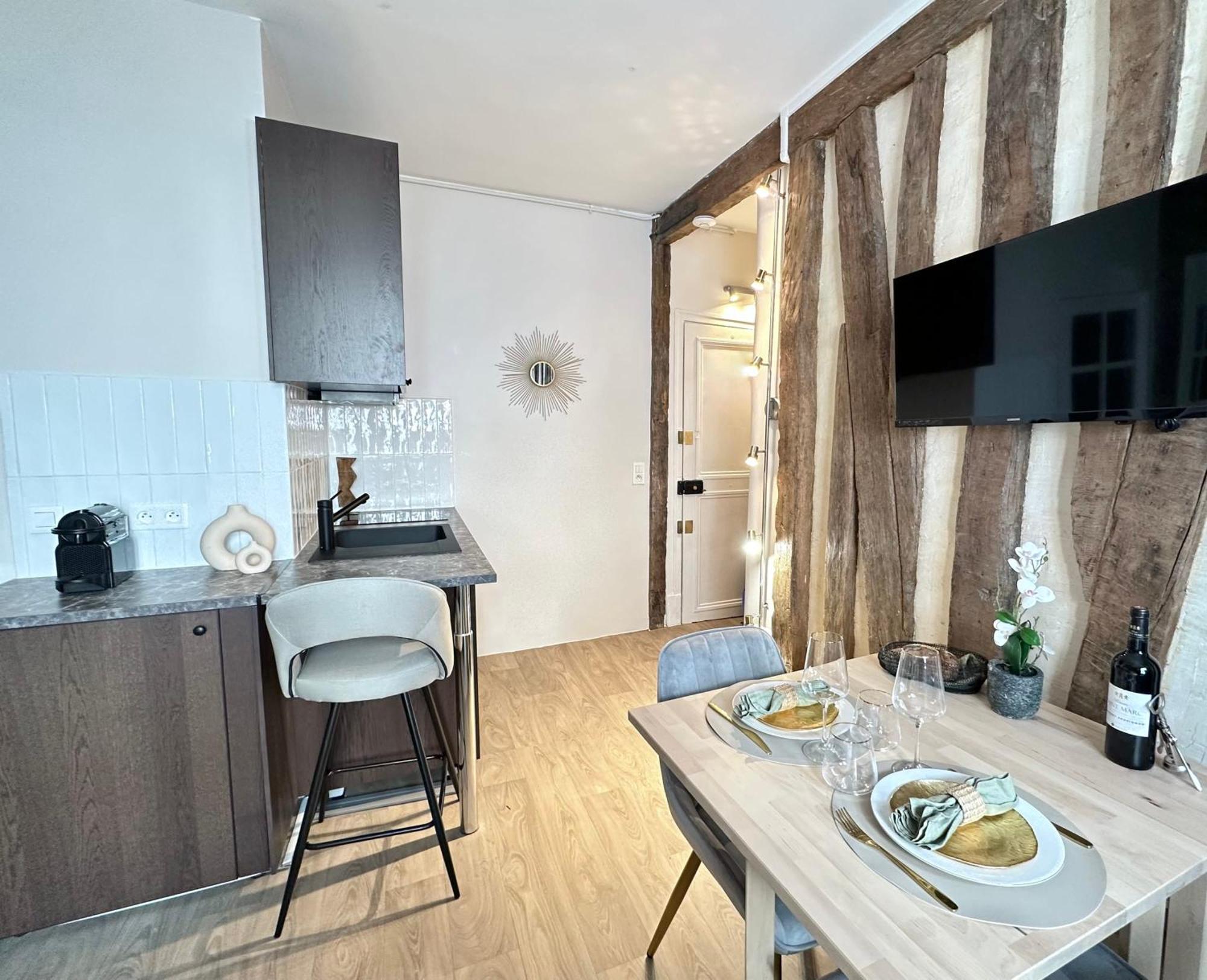 Apartment Comfortable Saint Germain Paris