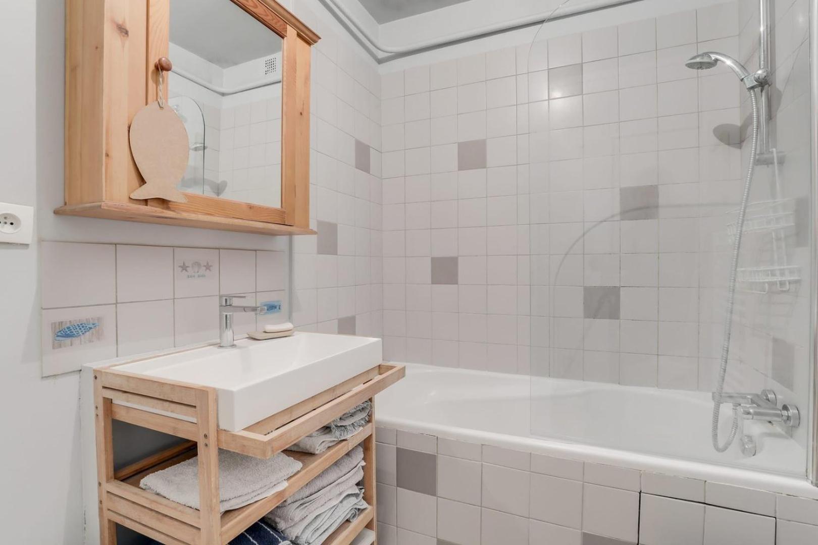 Guestready - 2 Bedroom Family For 4 People *