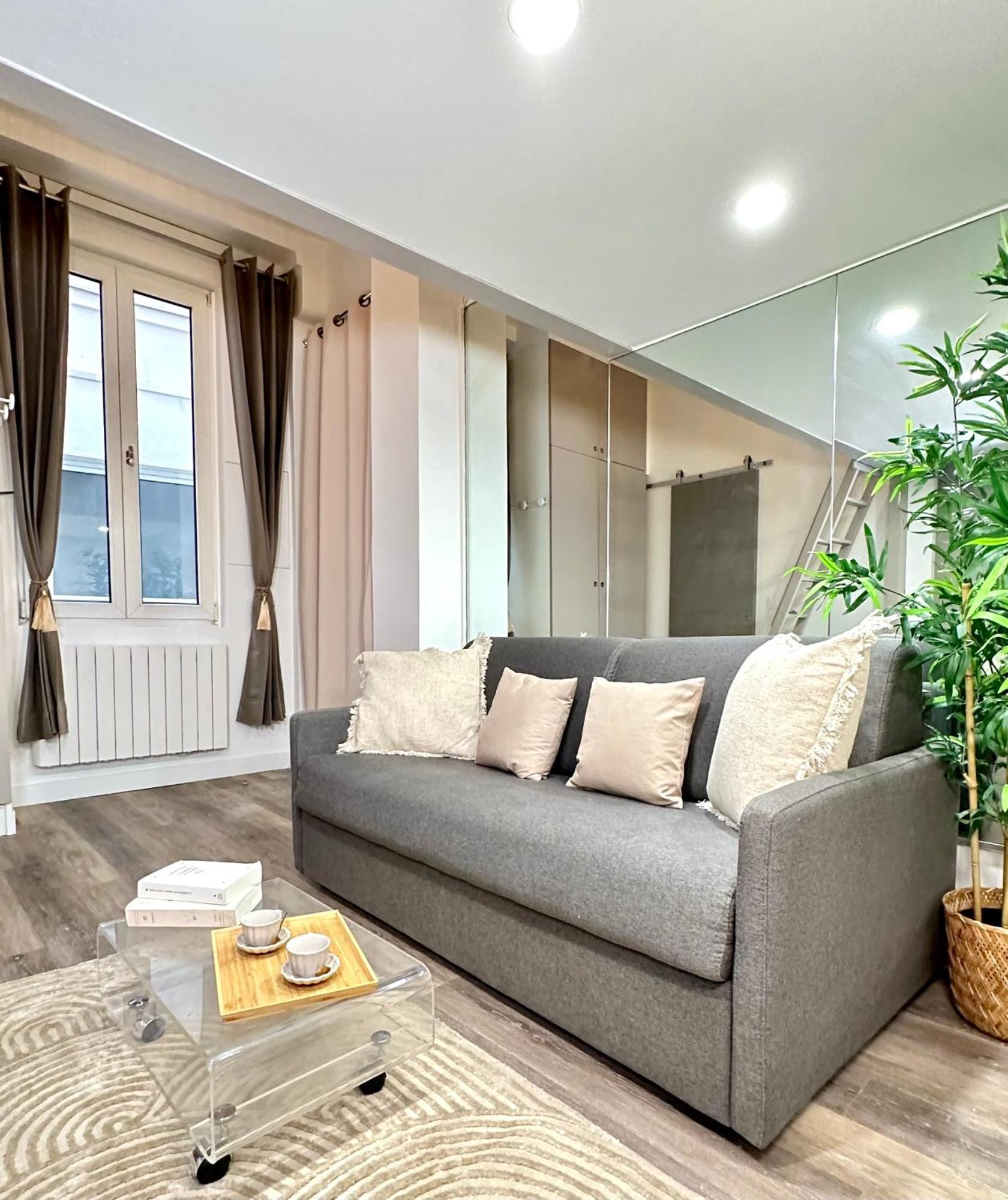 Apartment Stylish Studio Steps From Le Marais