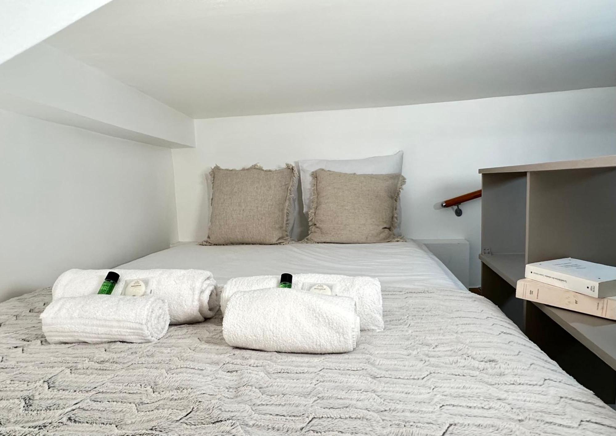 Apartment Stylish Studio Steps From Le Marais *