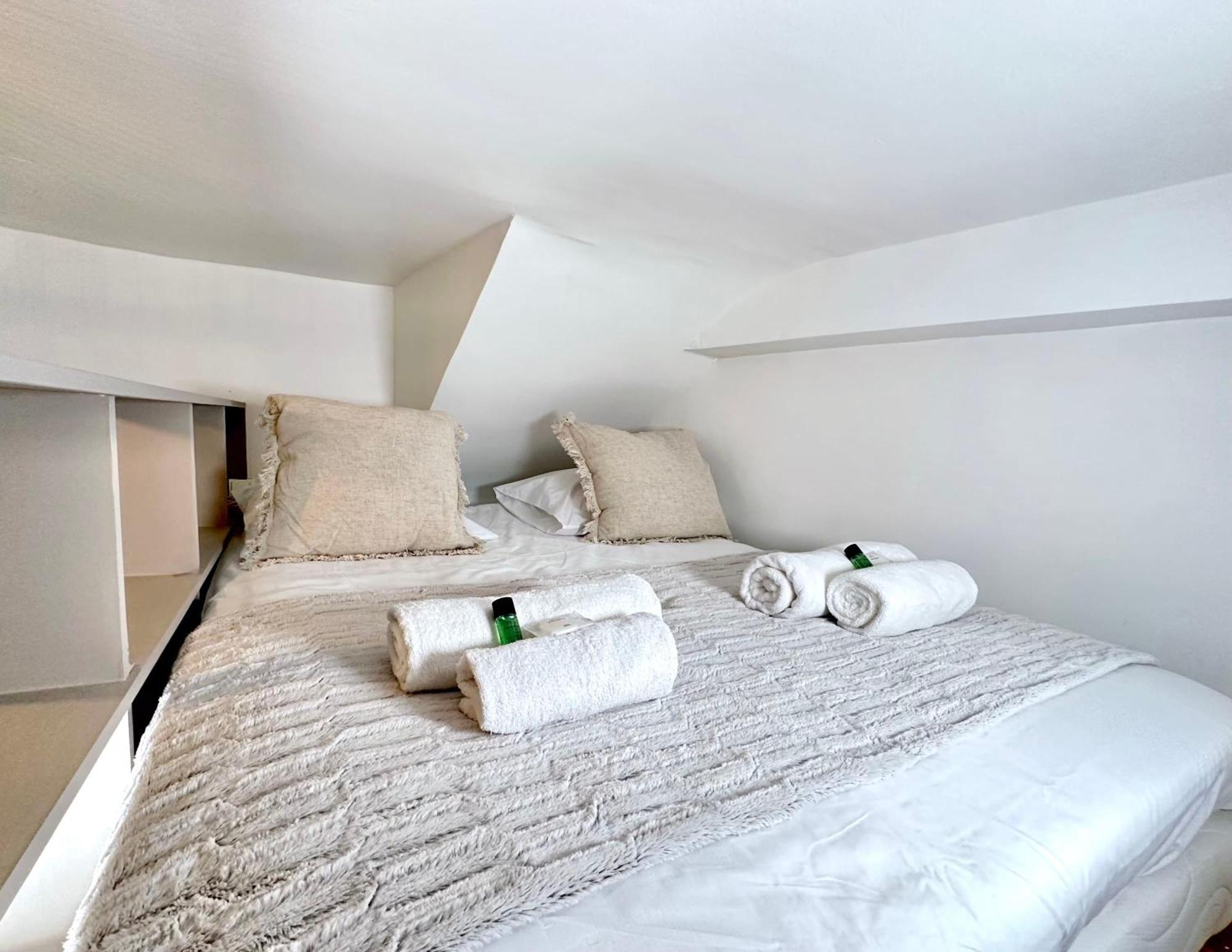 Apartment Stylish Studio Steps From Le Marais *